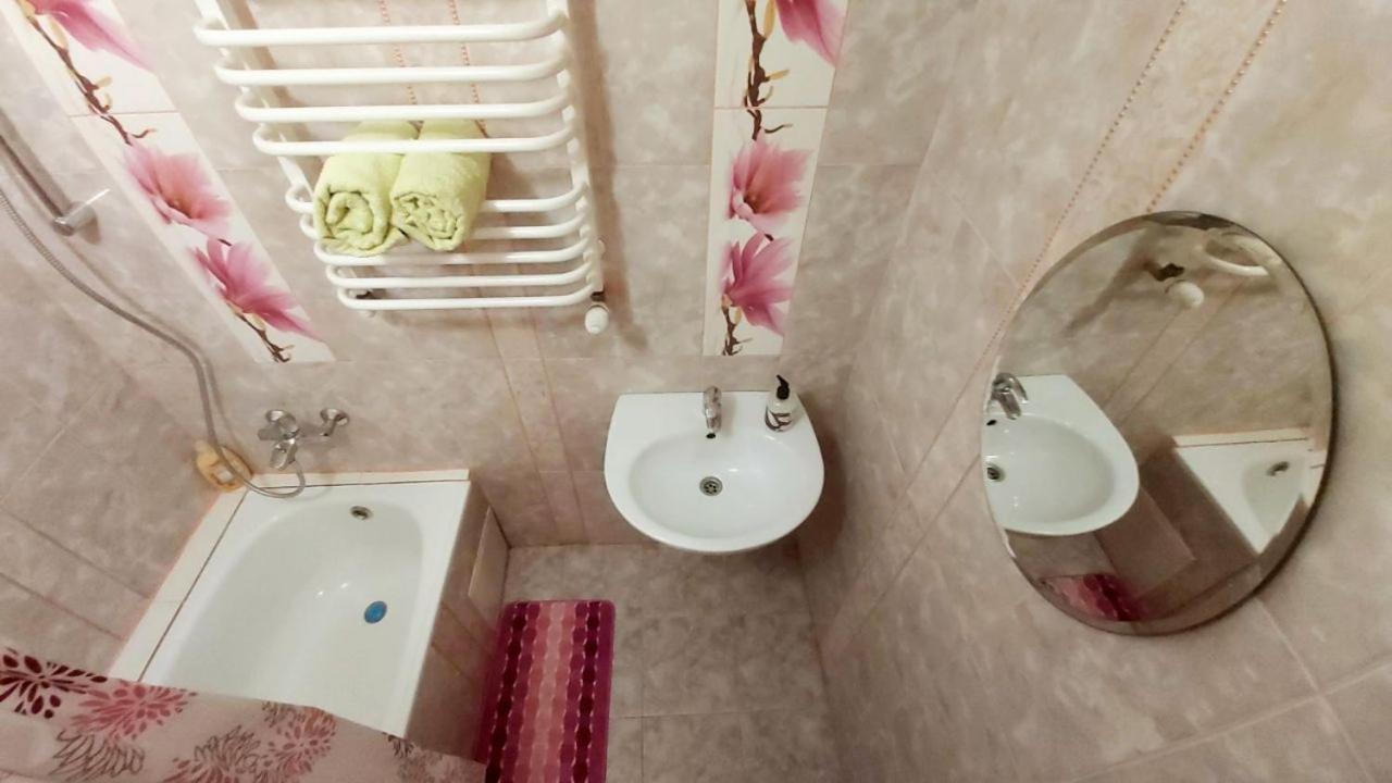 Ferienwohnung Айстра Lemberg Exterior foto